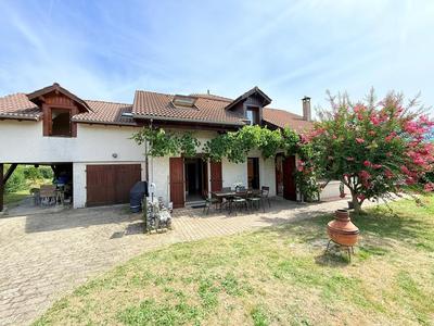 Maison - 175 m² - 7 pièces