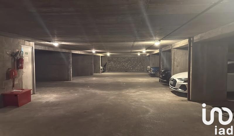 Parking - 15 m²