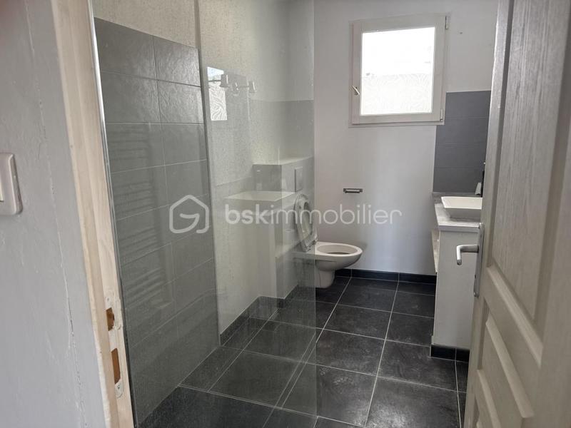 Immeuble - 311 m² - 16 pièces