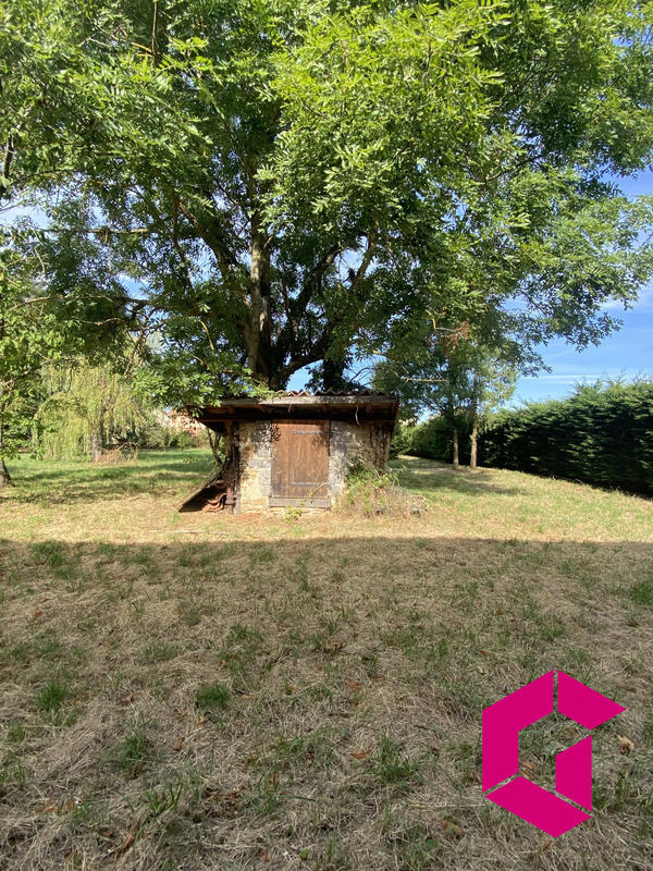 Maison - 345 m² - 6 pièces