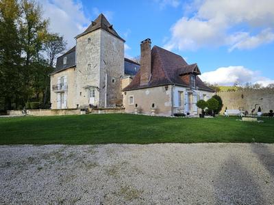 Maison - 350 m² - 10 pièces