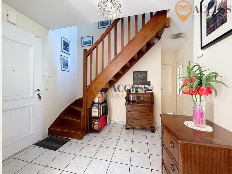 Maison - 112 m² - 6 pièces