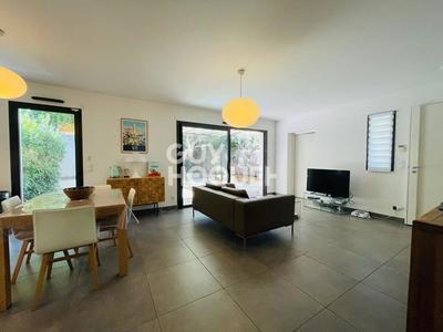 Maison - 106 m² - 5 pièces