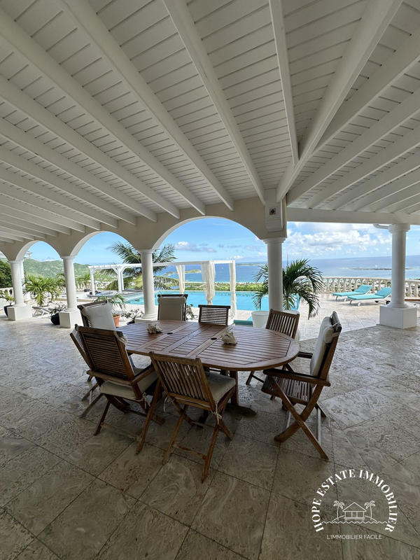 Villa - 478 m² - 10 pièces