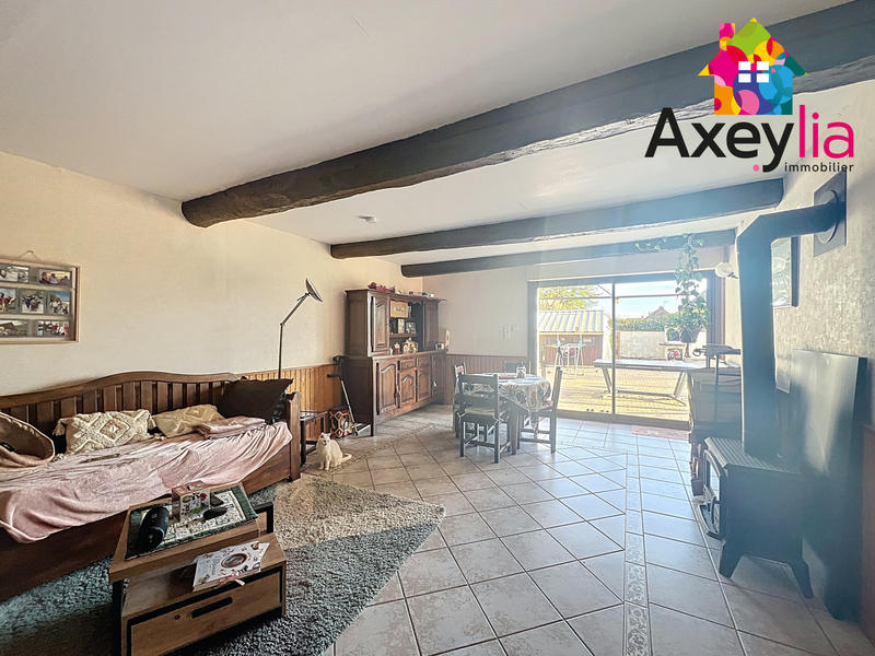 Maison - 234 m² - 9 pièces