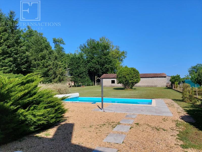 Maison - 165 m² - 5 pièces