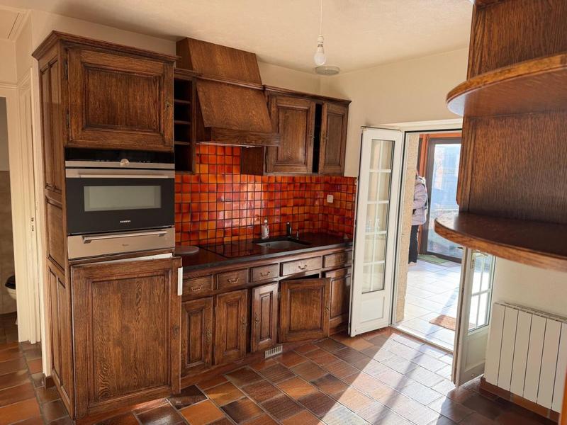 Maison - 90 m² - 5 pièces