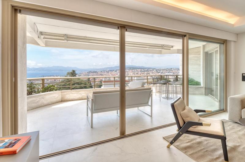 Appartement - 150 m² - 4 pièces