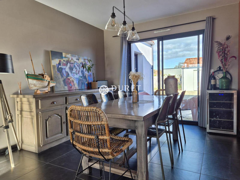 Maison - 145 m² - 4 pièces