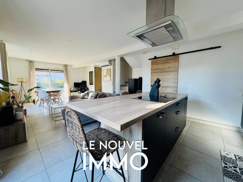 Maison - 94 m² - 4 pièces