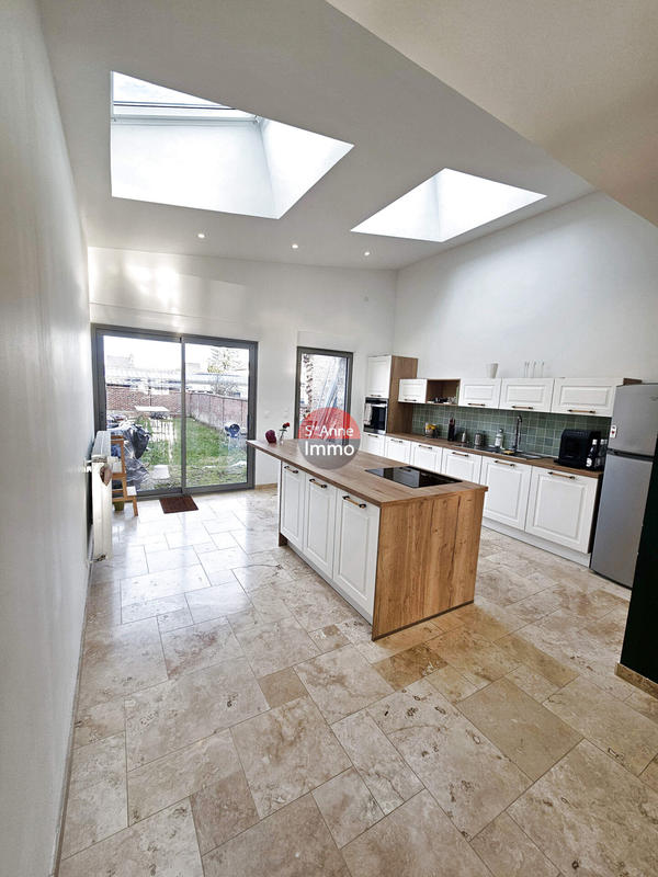 Maison - 130 m² - 6 pièces