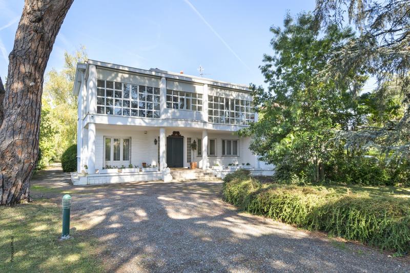 Villa - 270 m² - 7 pièces