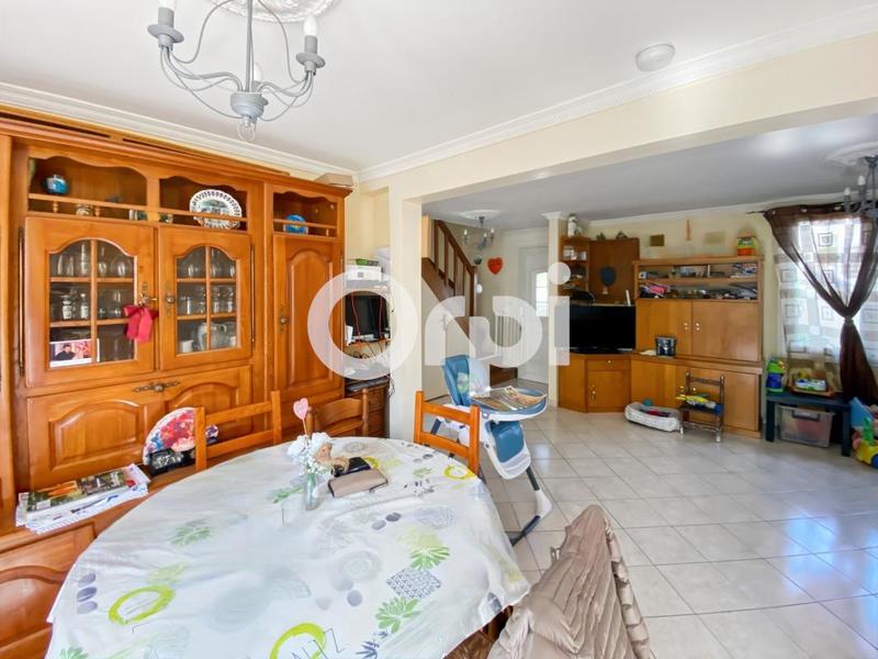 Maison - 94 m² - 4 pièces