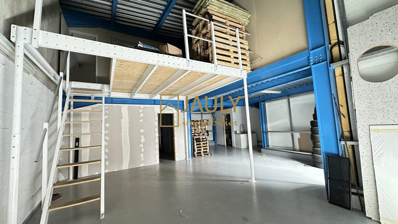 Local commercial - 210 m²