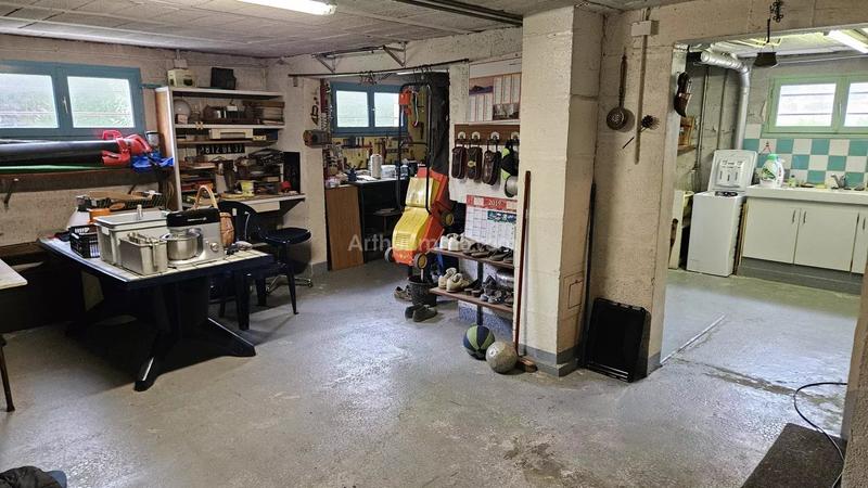 Maison - 95 m² - 5 pièces