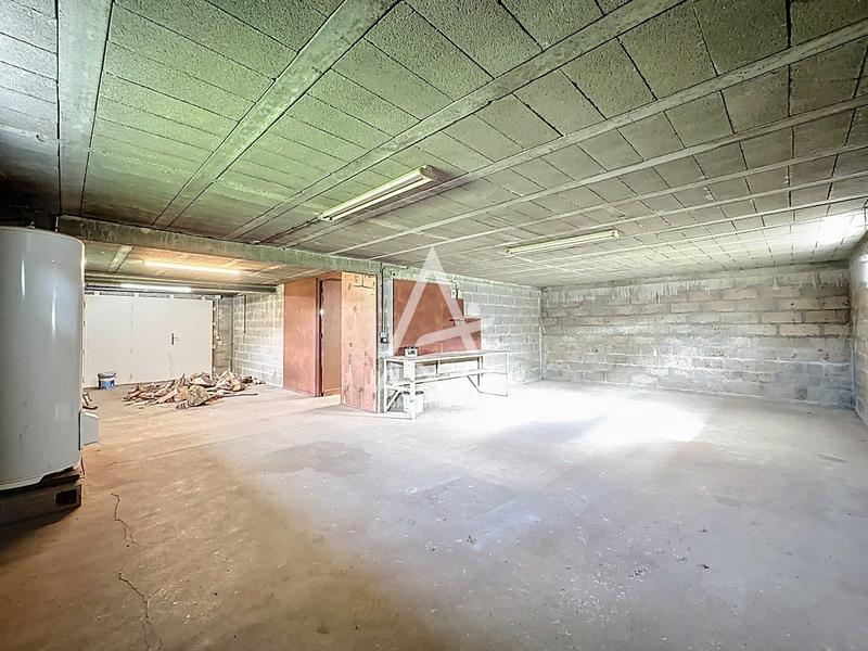 Pavillon - 152 m² - 7 pièces