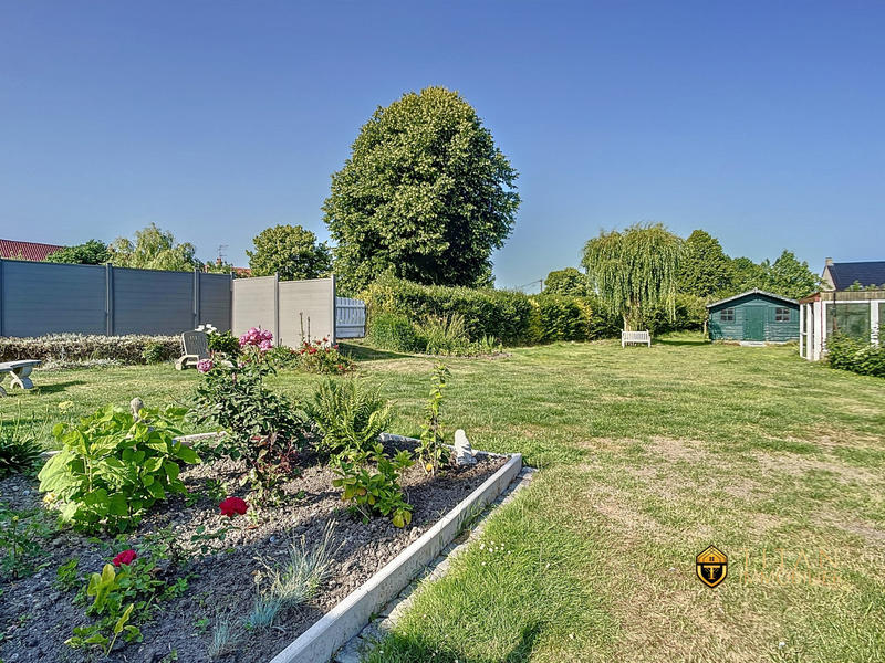 Maison - 99 m² - 5 pièces