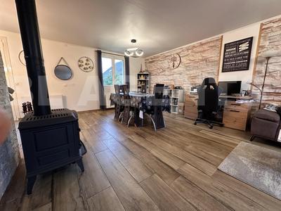 Maison - 110 m² - 6 pièces