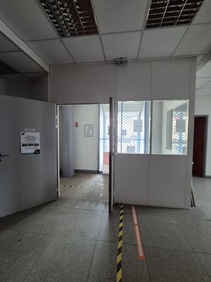 Local d'activités - 239 m²