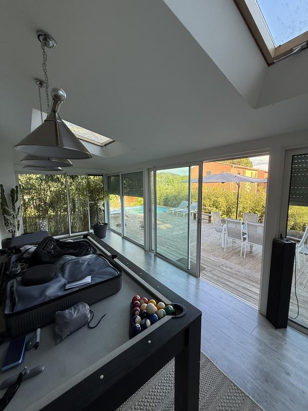 Maison traditionnelle - 185 m² - 7 pièces