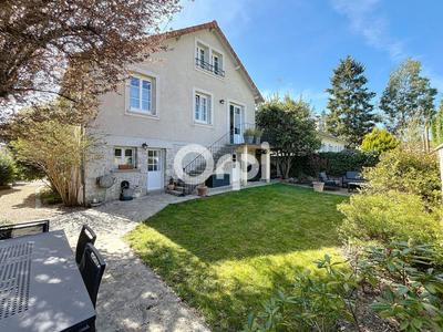 Maison - 170 m² - 6 pièces