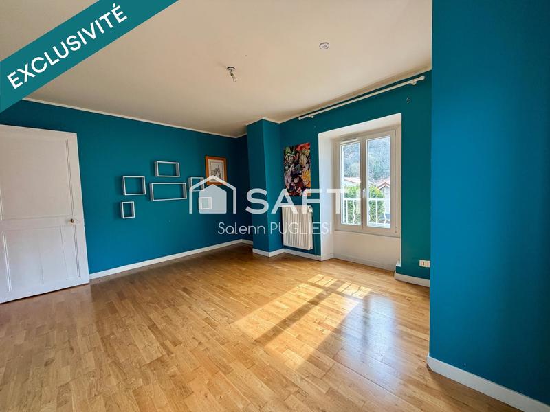 Maison - 150 m² - 5 pièces