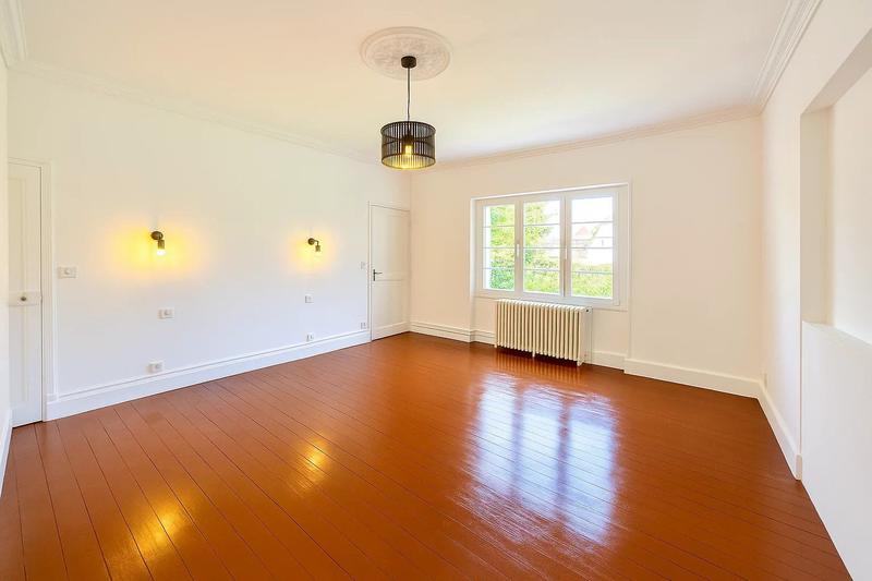 Maison - 136 m² - 6 pièces