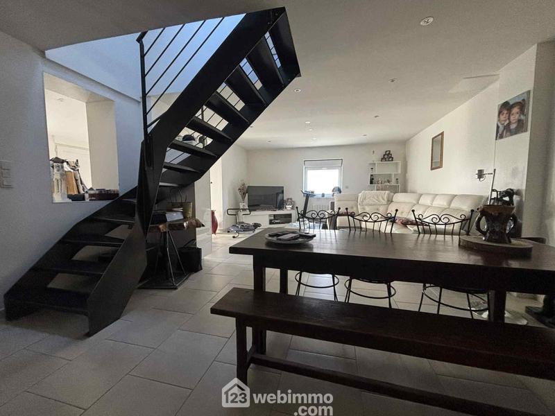 Maison de ville - 76 m² - 3 pièces