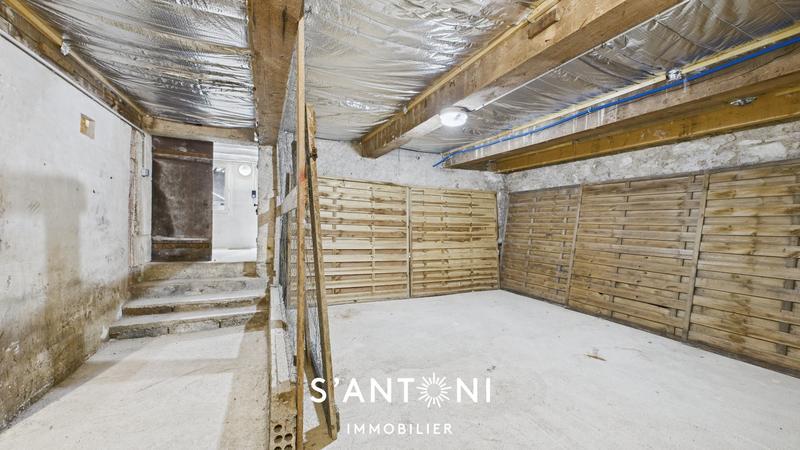 Appartement - 81 m² - 3 pièces