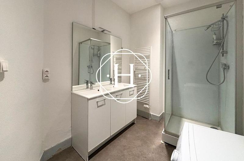 Appartement - 104 m² - 4 pièces