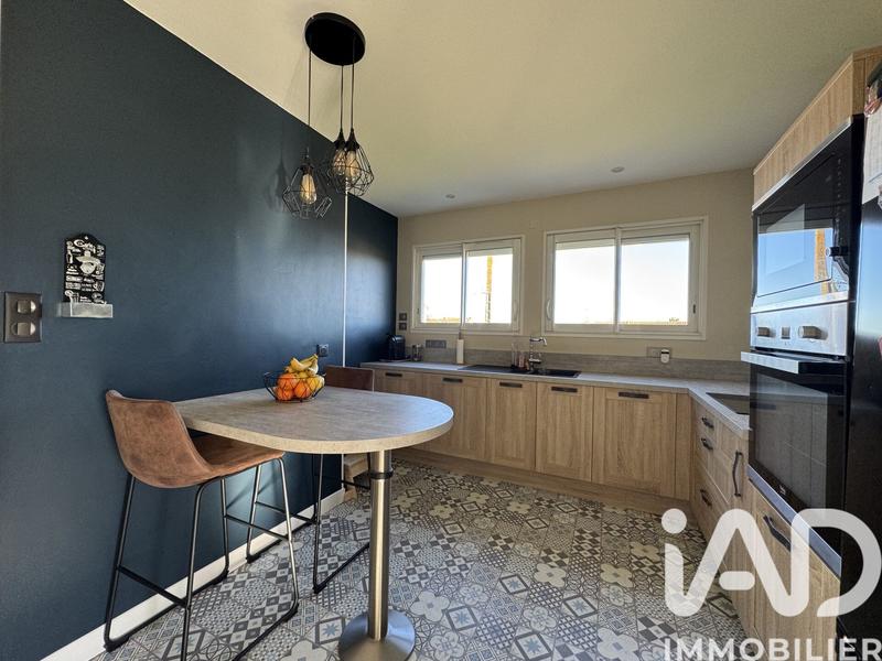 Maison - 95 m² - 5 pièces