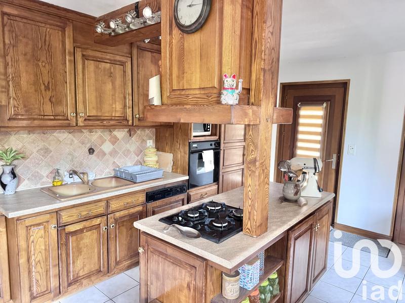 Maison - 276 m² - 8 pièces