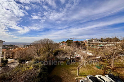 Appartement - 92 m² - 4 pièces