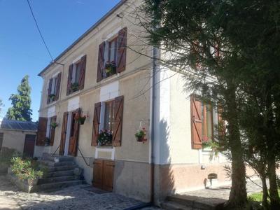 Maison - 186 m² - 6 pièces