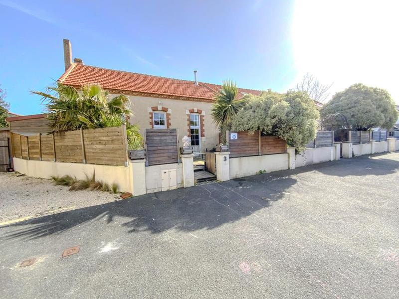 Maison - 101 m² - 5 pièces