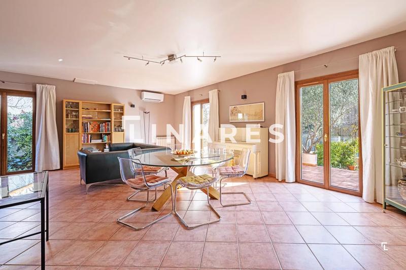 Maison - 162 m² - 6 pièces