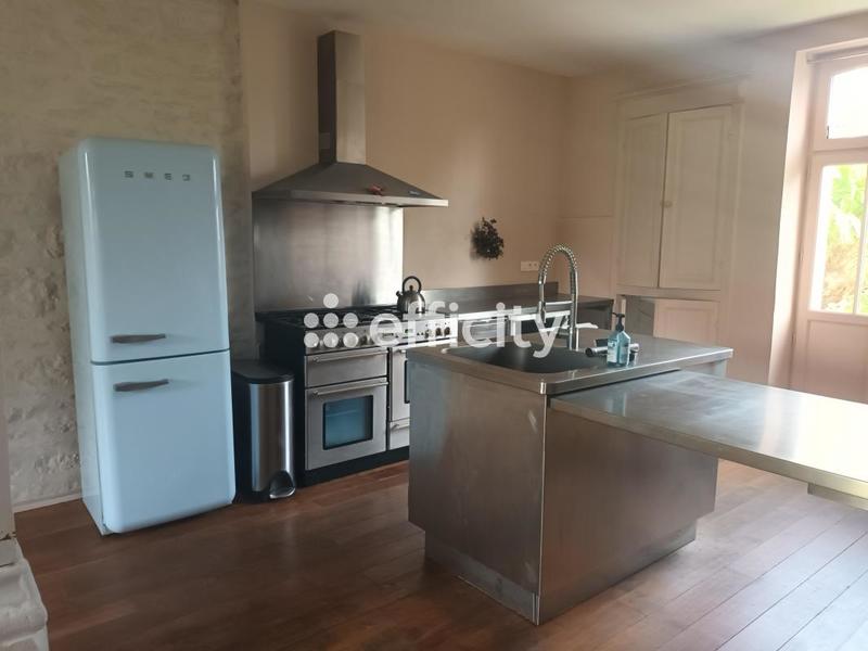 Maison - 169 m² - 6 pièces