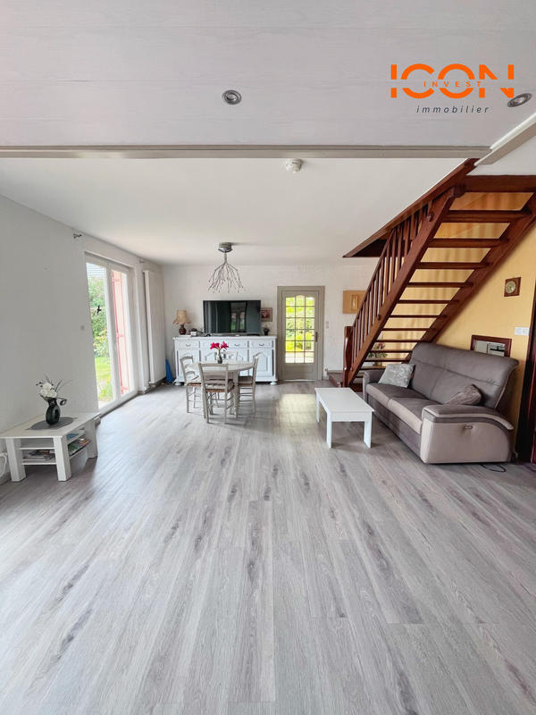 Maison - 190 m² - 8 pièces