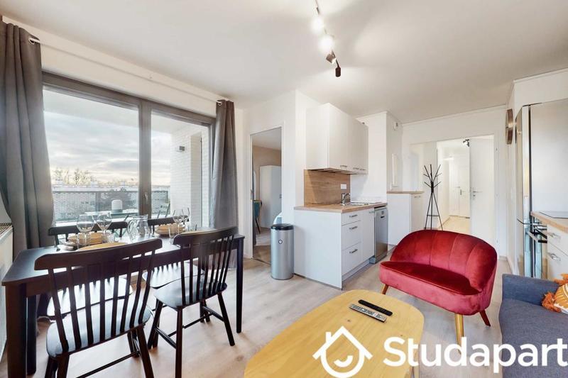 Chambre - 9 m² - 1 pièce