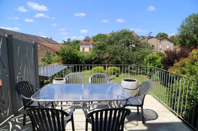 Maison - 205 m² - 8 pièces