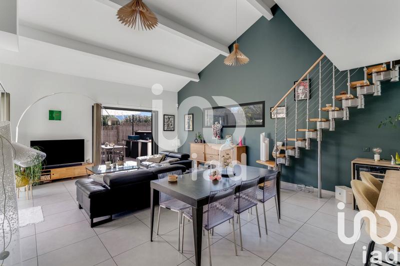 Maison - 168 m² - 6 pièces