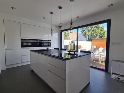 Maison - 145 m² - 6 pièces