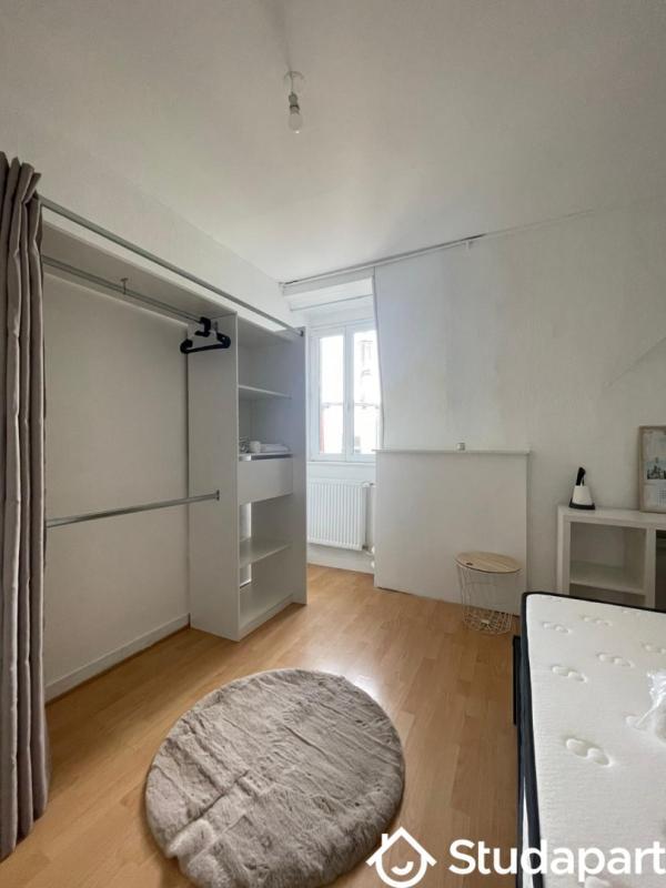 Chambre - 9 m² - 1 pièce