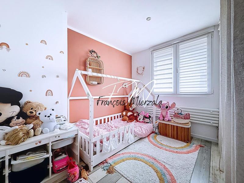 Maison - 106 m² - 6 pièces