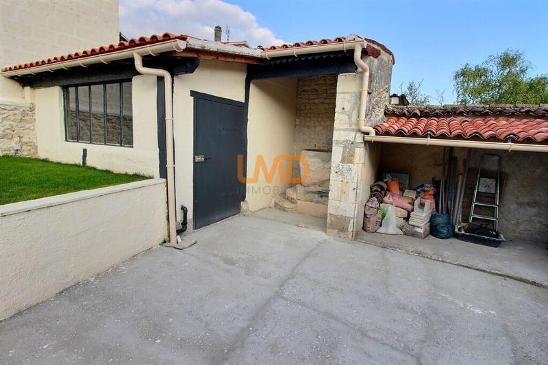 Maison en pierre - 102 m² - 5 pièces