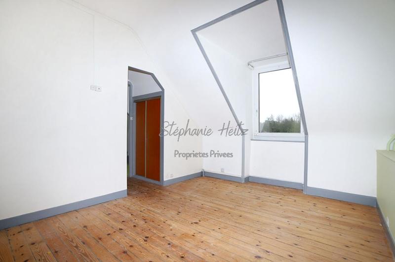 Maison - 1 260 m² - 41 pièces