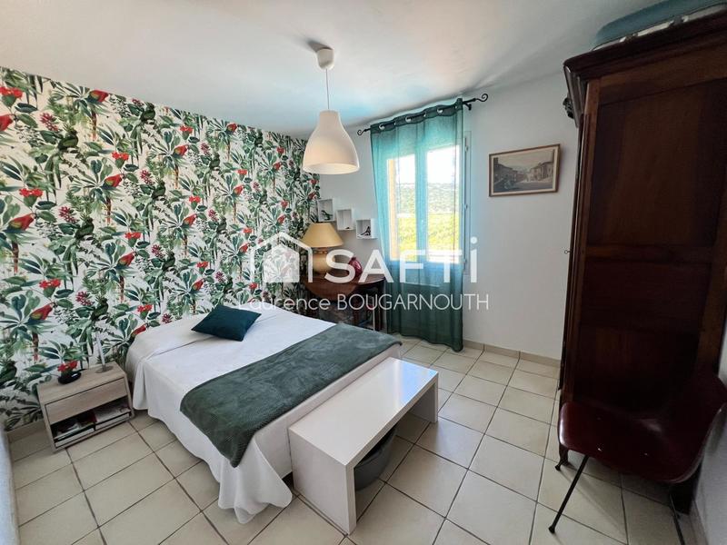 Maison - 102 m² - 5 pièces