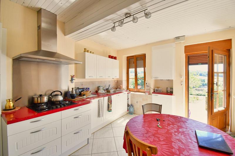 Maison ancienne - 100 m² - 4 pièces