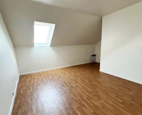 Appartement - 100 m² - 5 pièces