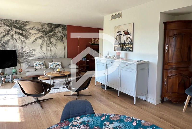 Appartement - 91 m² - 3 pièces